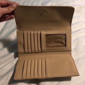 Guess Bags - Guess wallet Guess Bags - Guess wallet